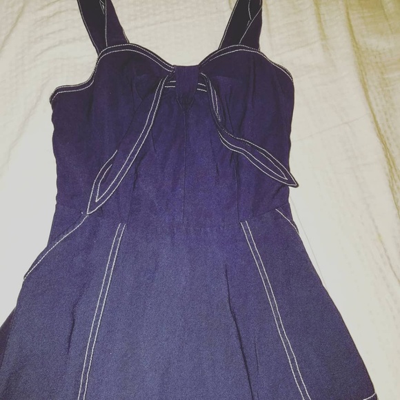 Dresses & Skirts - Adorable navy blue  dress